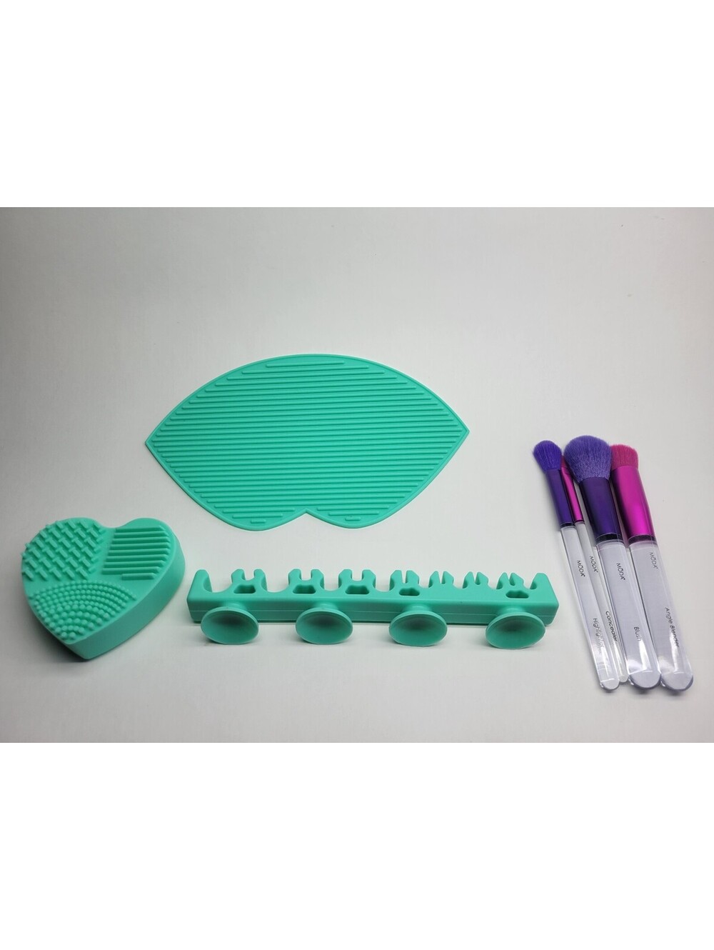 4 Pc Makeup Brush Set by Moda + Macys 3pc Brush Cleaning mat & Holder set